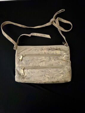 HOBO Metallic Cream Crossbody with Dual Zip Front Pockets and Adjustable Strap